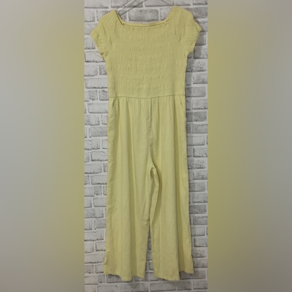 Abercrombie Kids Girls Wide Leg Smocked Yellow Jumpsuit Size 17/18